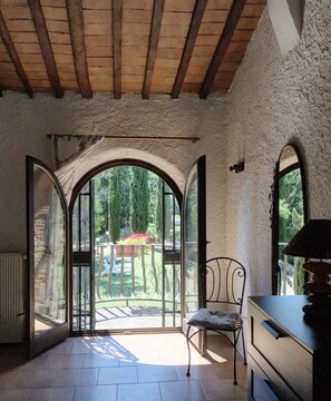 Junior Suite, Balcony | Premium bedding, desk, blackout curtains, rollaway beds - Agriturismo Casa San Luigi (Chianni)