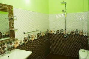 Family Room with Mountain View | Bathroom | Shower, hair dryer, slippers, bidet