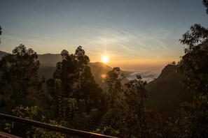 Mountain view - The Onestar Homestay (Ella)