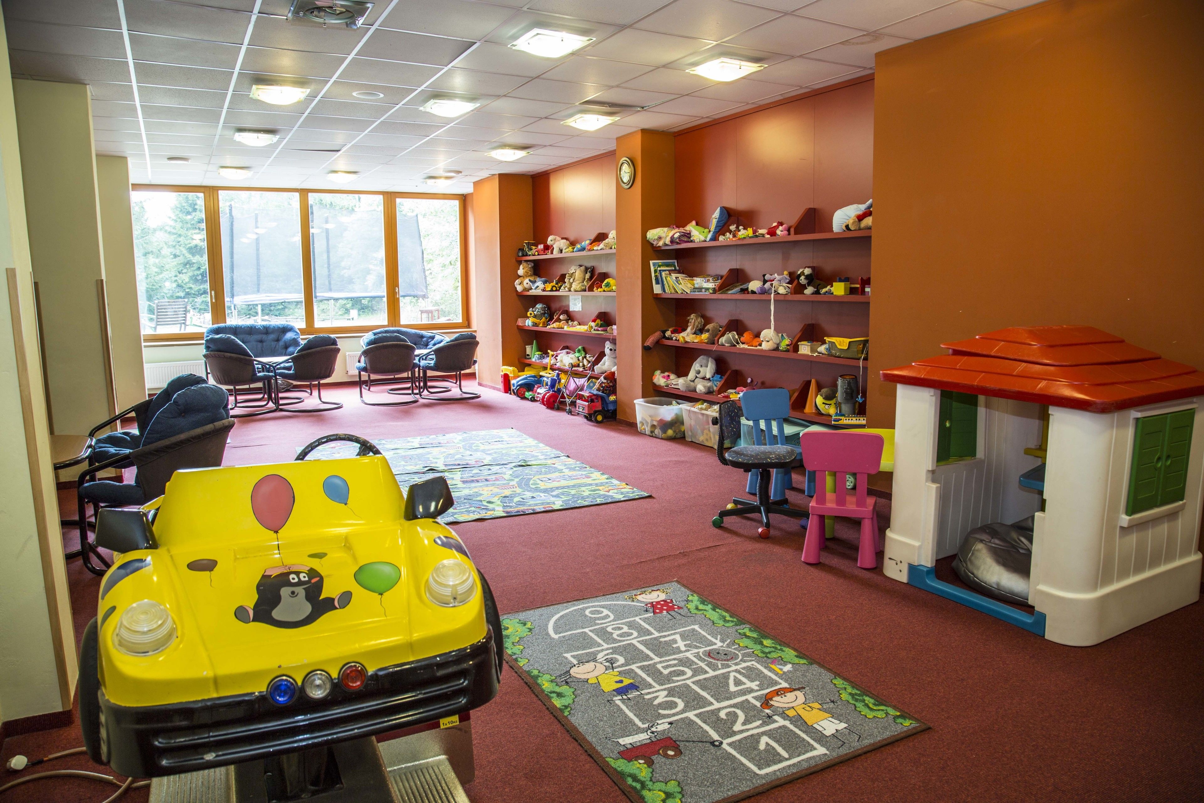 children’s play area – indoor