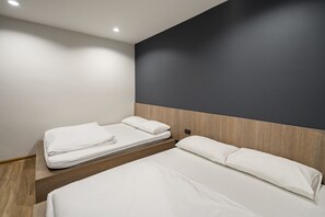 Family Room With Bathroom | Free WiFi