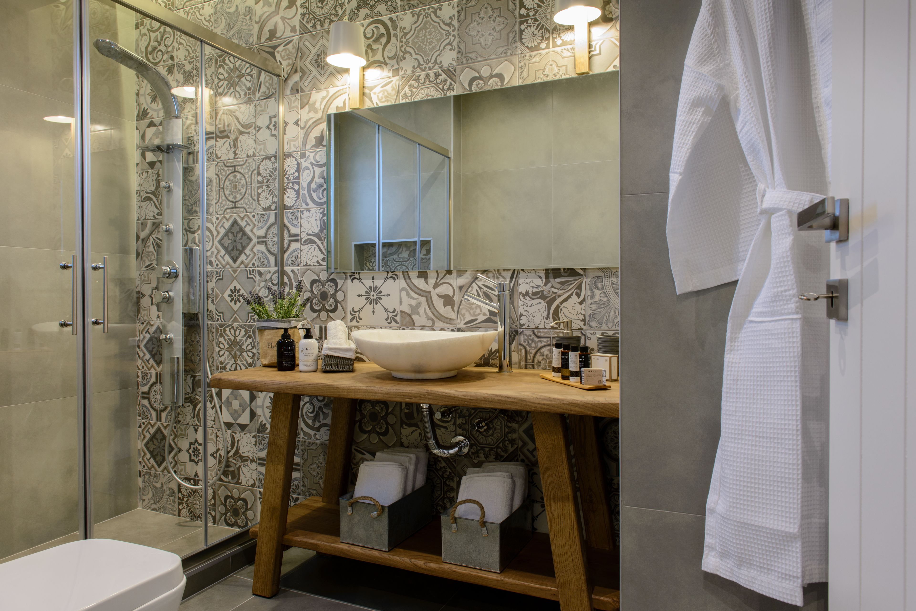 Luxury Villa, 3 Bedrooms, Private Pool | Bathroom | Shower, free toiletries, hair dryer, bathrobes
