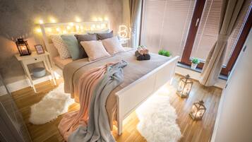 Apartamento luxo, para não fumantes | 2 quartos, roupas de cama premium, camas Select Comfort