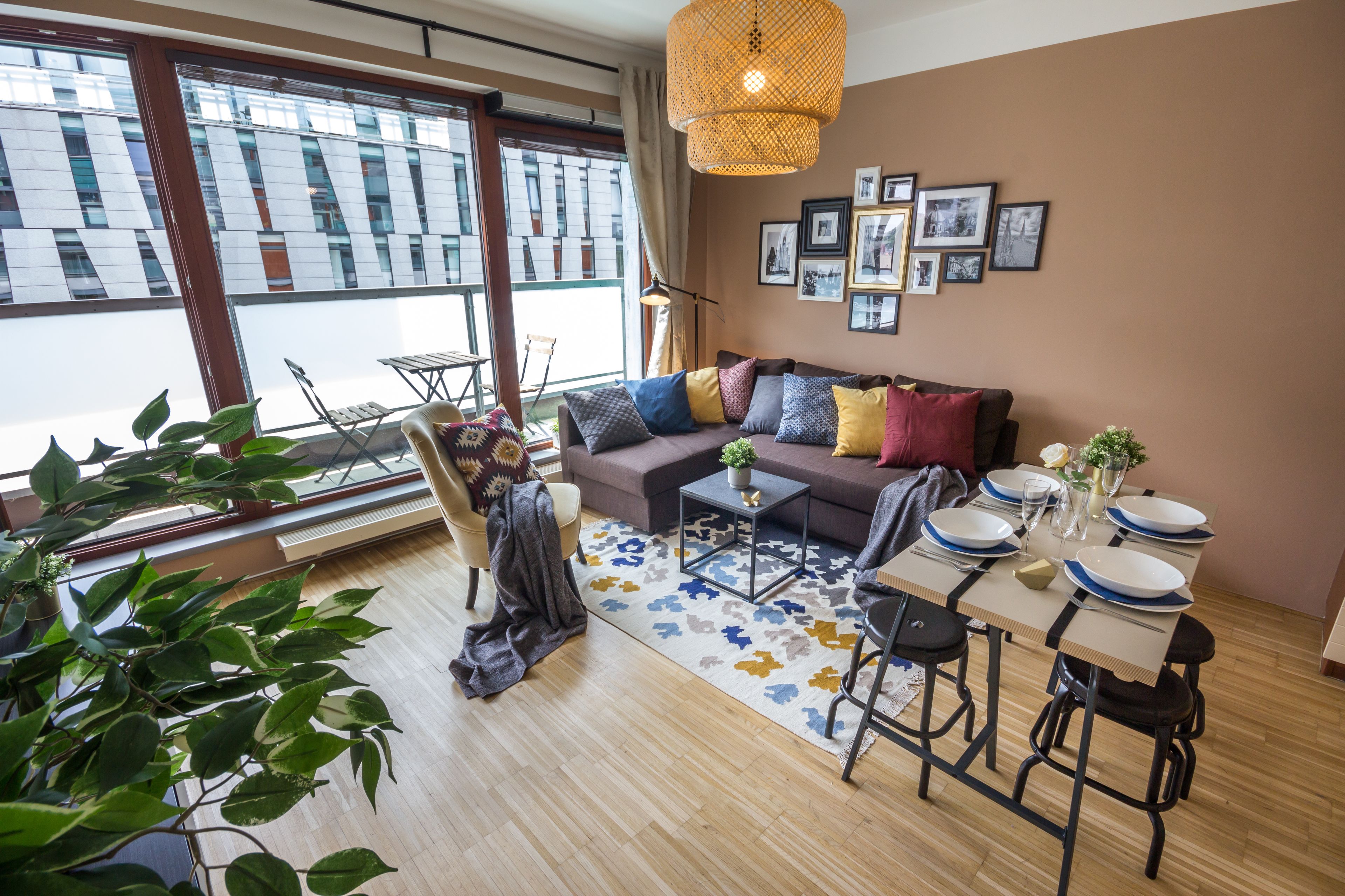 Deluxe Apartment, Non Smoking | Living room | LCD TV
