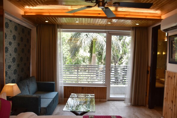 奢華客房, 1 張標準雙人床, 非吸煙房 | 隔音、摺床/加床 (收費)、免費 Wi-Fi