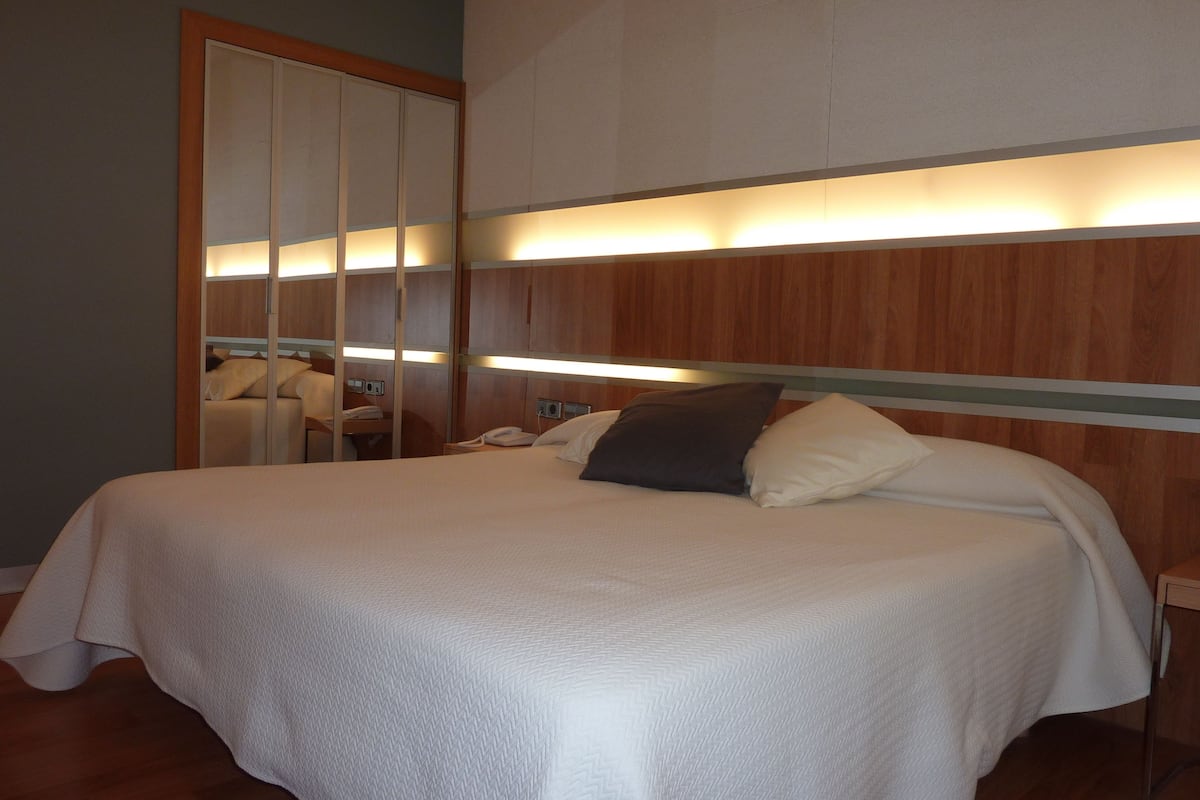 in-room safe, desk, blackout curtains, free cots/infant beds