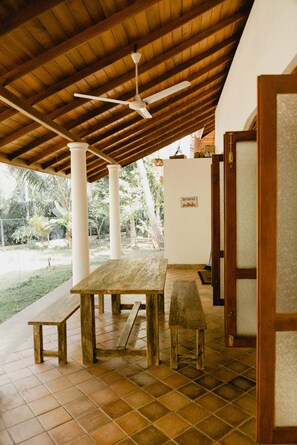 Terrace/patio - Coconut Treehouse (Unawatuna)