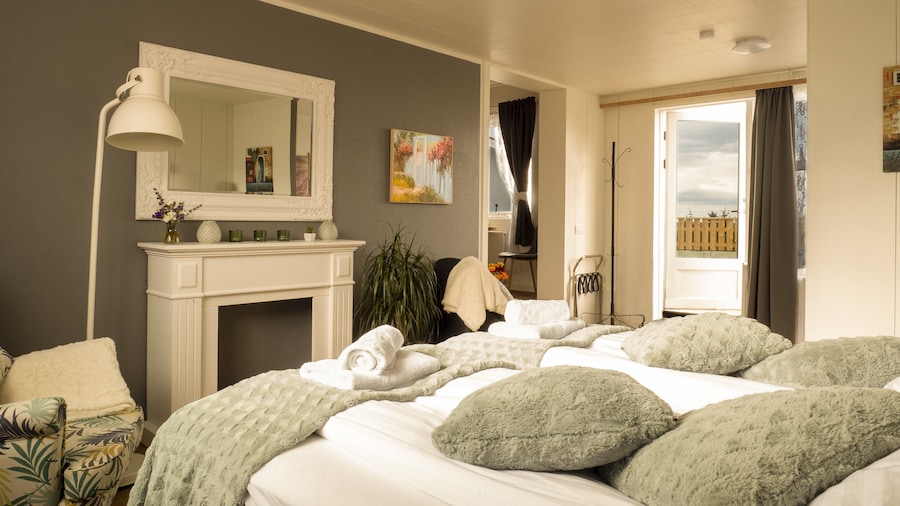 Private and peaceful one room apartments