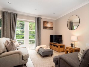 Dúplex de lujo, baño privado | Salón