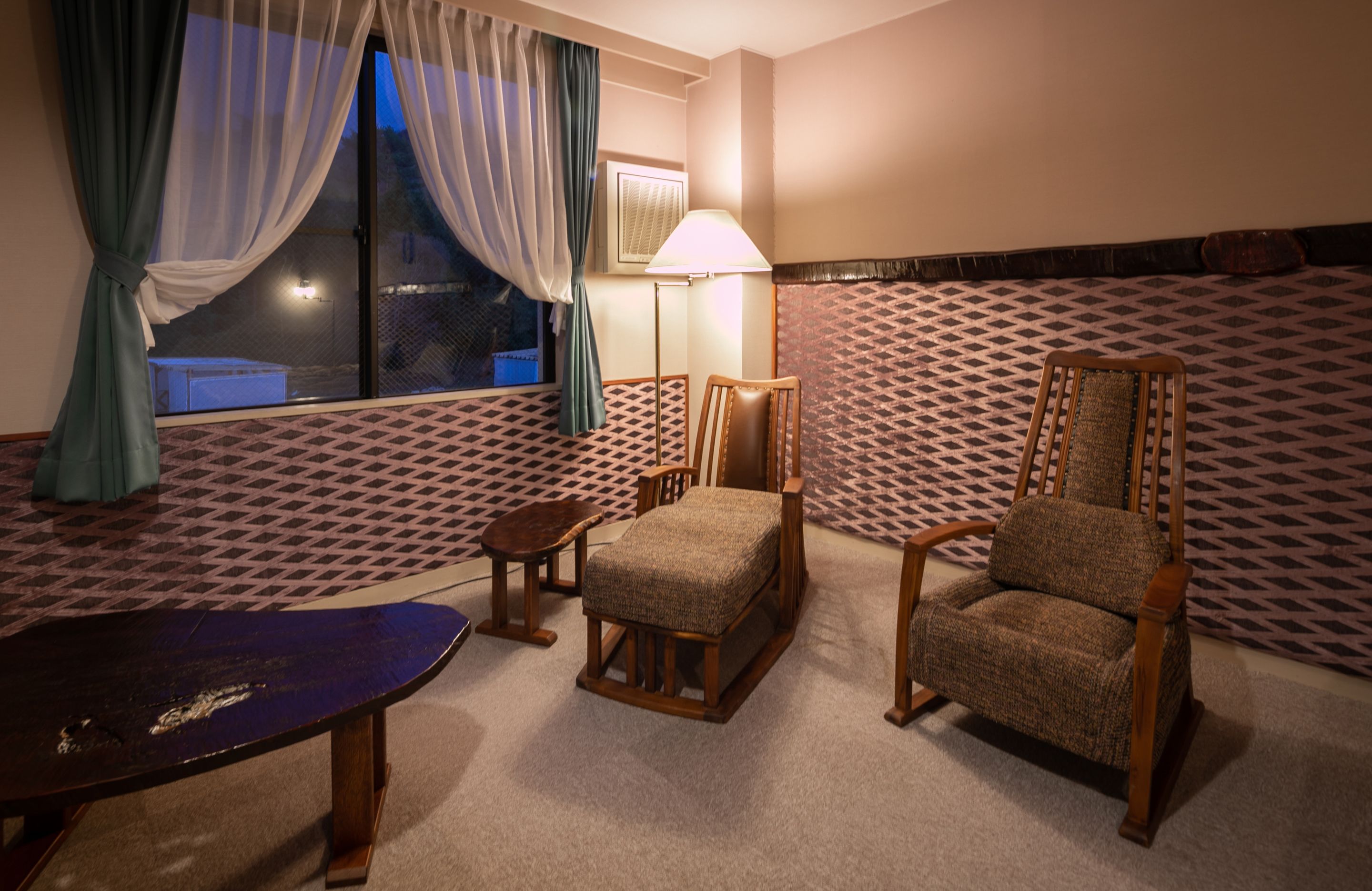 standard twin room with an extra bed | free wifi, bed sheets