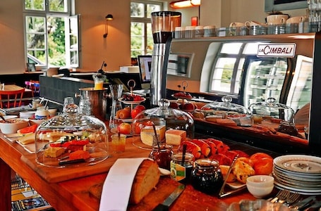 Daily buffet breakfast (EUR 15 per person)
