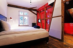 Habitación estándar doble (Blek Le Rat) | Ropa de cama de alta calidad, cortinas opacas, sistema de insonorización