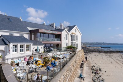 The Godolphin