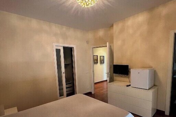 Double Room, Private Bathroom (External)