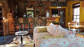 Lounge - Port Del Mar Luxury Guesthouse (Hermanus)