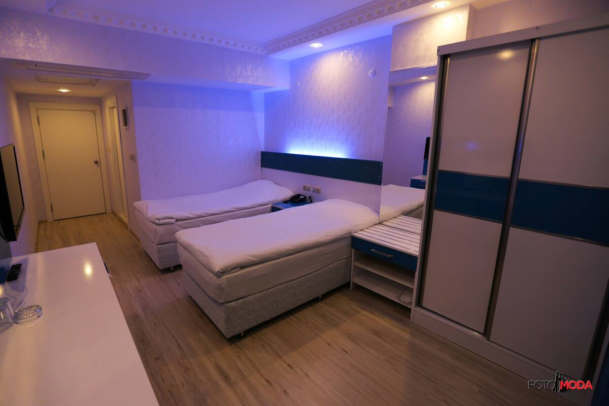 Egyptian cotton sheets, premium bedding, down duvets, in-room safe