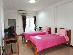 Room - Sweetdream Hotel (Kabin Buri)