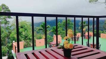 Pemandangan dari properti