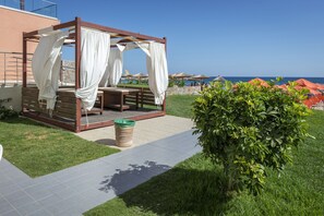 Body treatments, facials, massage/treatment rooms - Miramare High Beach Annex (Hersonissos)