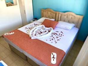 Chambre Standard double | Literie de qualité, coffre-fort, bureau