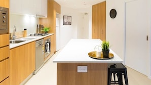 Apartment, 1 Schlafzimmer | Eigene Küche | Großer Kühlschrank, Mikrowelle, Ofen, Herdplatte