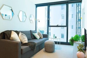 Apartment, 2 Bedrooms | Living area