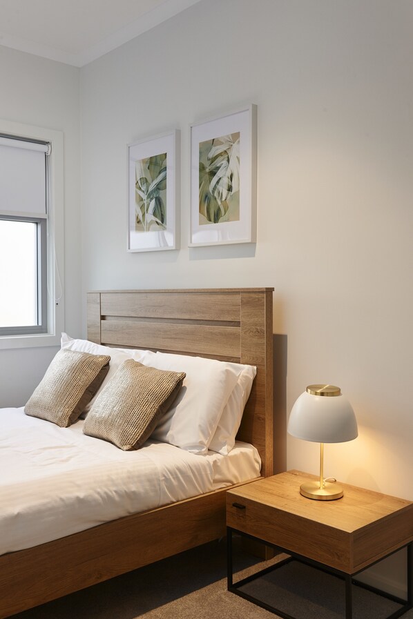 Unclassified image, 1 of 14, button - Earthy And Polished 2 Bedroom Unit In Chadstone (Malvern East)