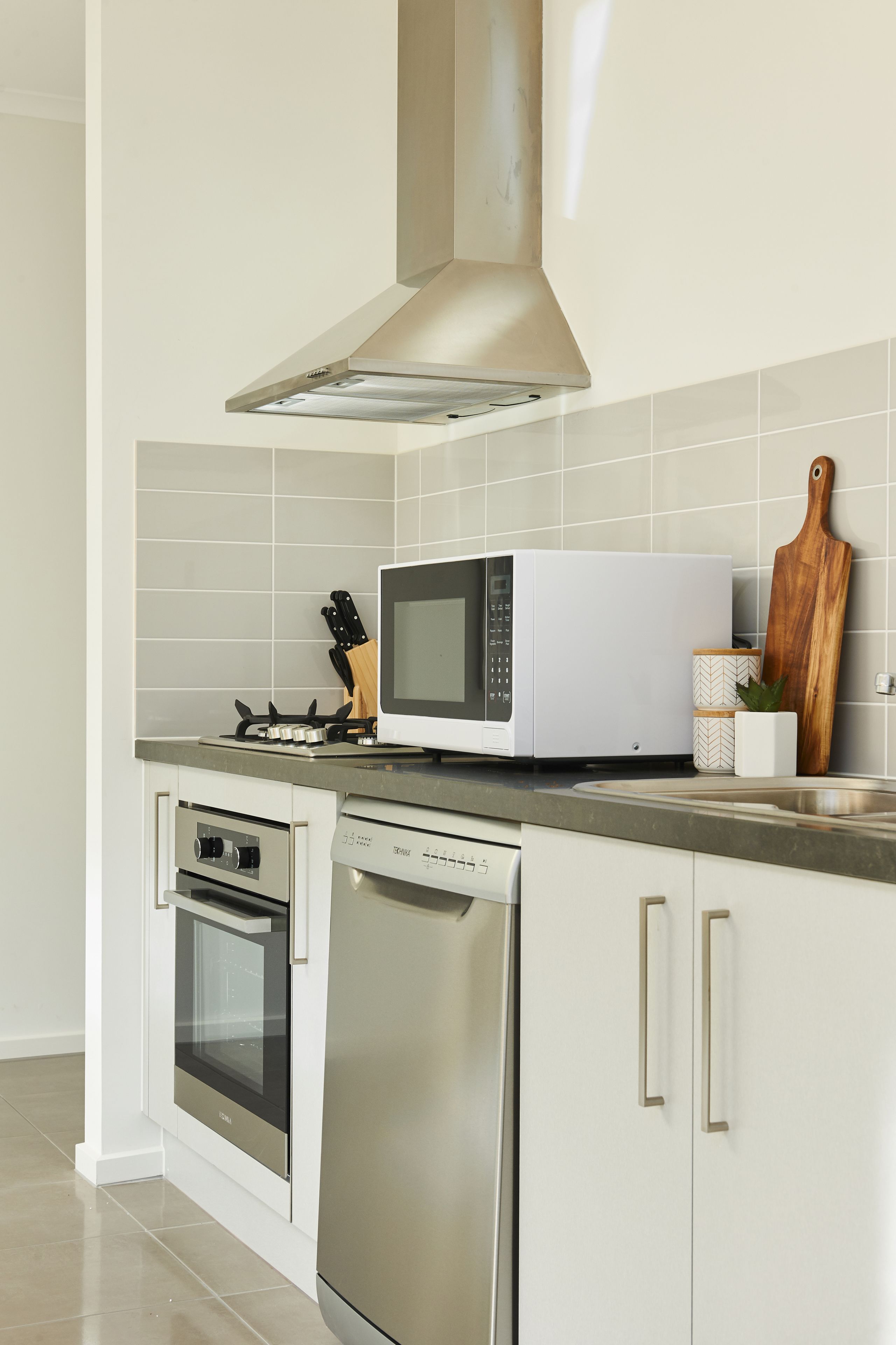 Apartment, 2 Bedrooms | Private kitchen