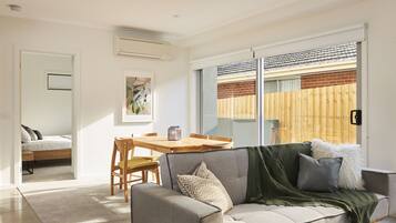 Apartment, 2 Bedrooms | Living area