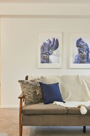 Apartment, 2 Bedrooms | Living room - Sleek and Spacious Flat (Malvern East)