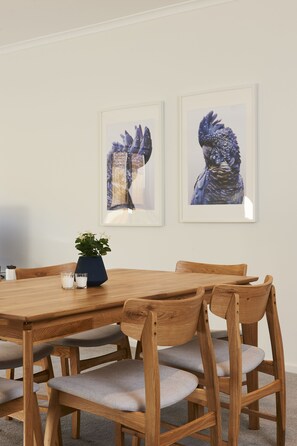Apartment, 1 Bedroom | In-room dining