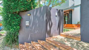 Apartment, 3 Bedrooms | Terrace/patio