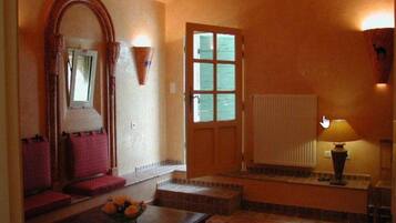 Family Cottage, Non Smoking | Room amenity