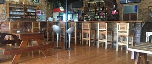 Serves lunch, dinner and brunch - Ripple Hill Hotel (Patensie)