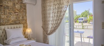 G&K Stone Suites