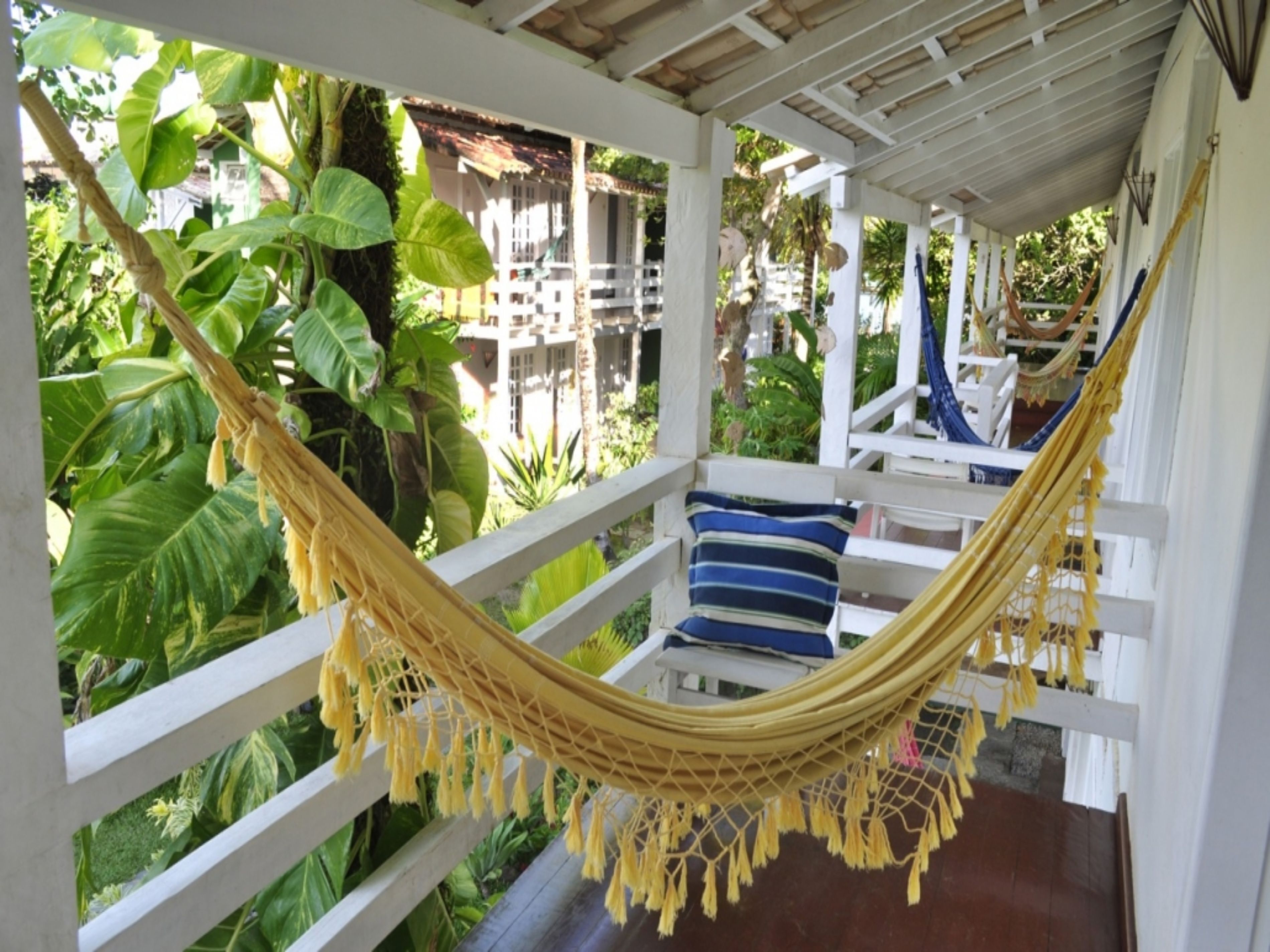 standard room, multiple beds, non smoking | minibar, in-room safe, free wifi, bed sheets