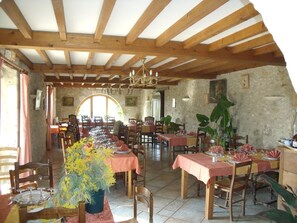 Almoço e jantar