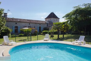 4 piscinas al aire libre