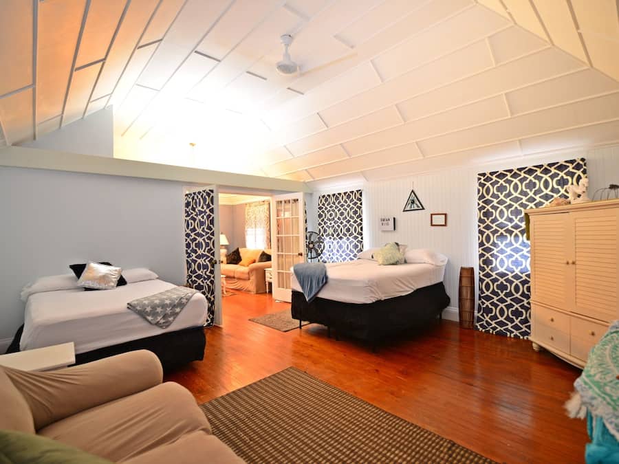 Apartment, 2 Bedrooms, Non Smoking | 2 bedrooms, blackout drapes, iron/ironing board, free rollaway beds