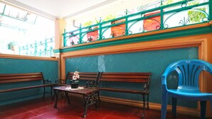 Unclassified image, 4 of 9, button - Hotel Shabine (Surabaya)