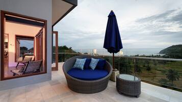 Master Suite with Balcony | Terrace/patio