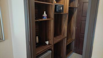 Economy Double Room (Saint Nicolas View 1) | Free WiFi