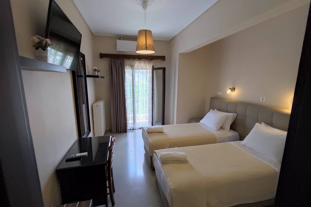 Twin Room (Village View) | Free WiFi
