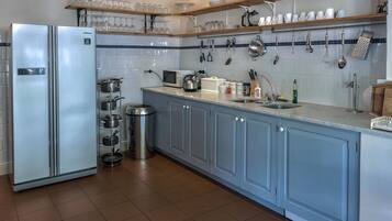 Rumah Superior, 3 kamar tidur | Dapur pribadi | Lemari es, microwave, oven, dan kompor