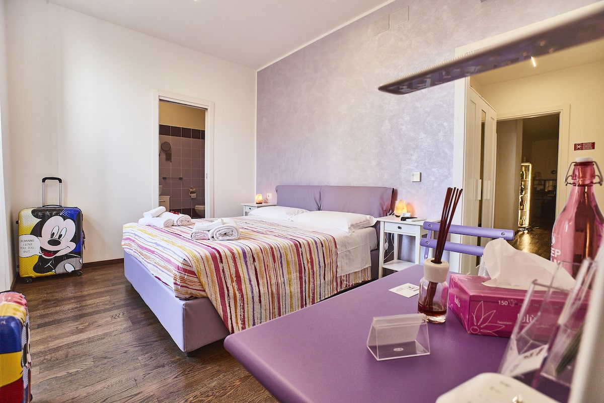 Comfort Room, 1 Bedroom, Non Smoking, City View | 1 bedroom, in-room safe, desk, soundproofing