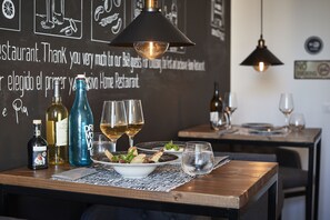 Lunch, dinner and brunch served  - BB HOMEITALY CIVITAVECCHIA (Civitavecchia)