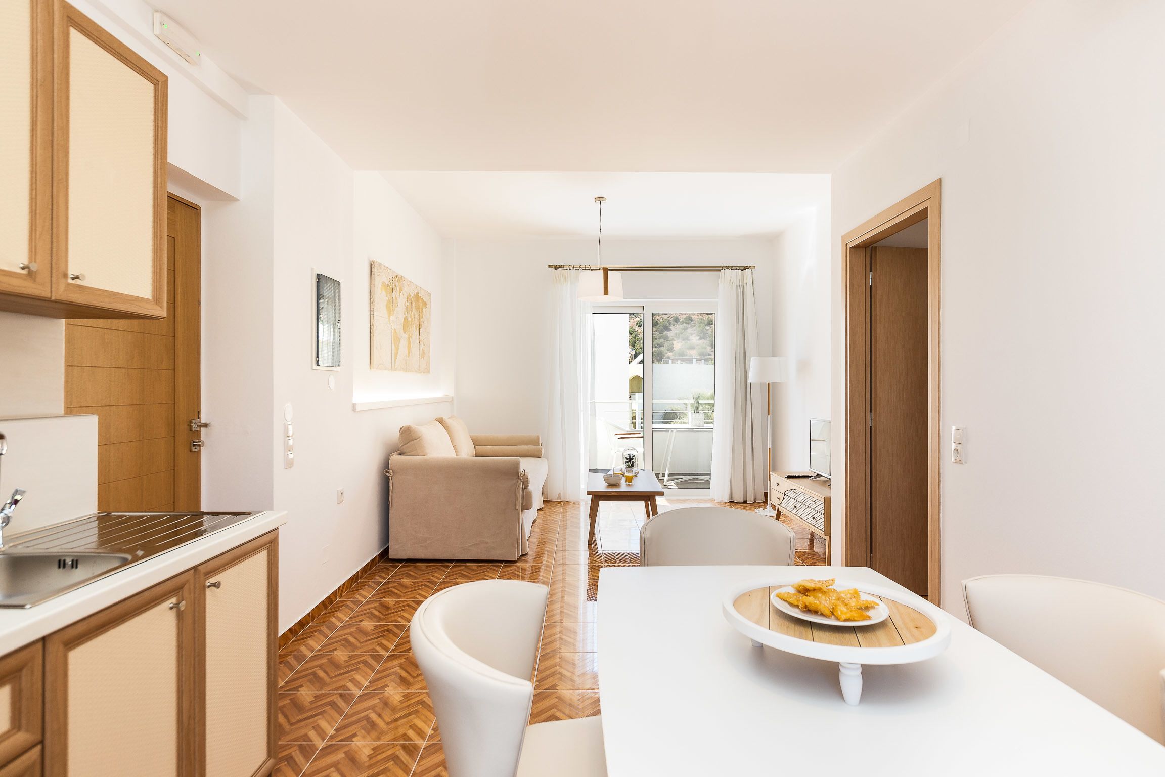 apartment, 1 bedroom | private kitchen | fridge, oven, stovetop, coffee/tea maker