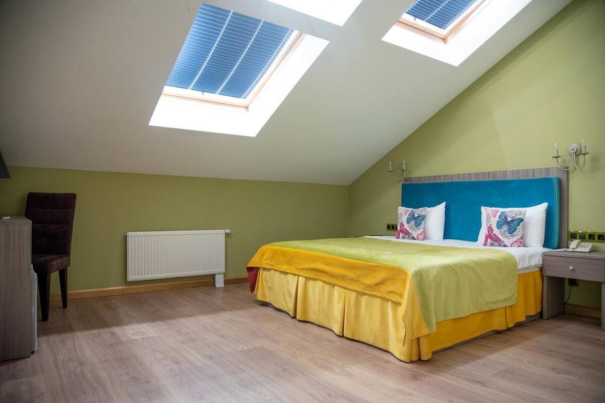 스탠다드룸, 킹사이즈침대 1개 | 1 개의 침실, 저자극성 침구, 책상, 노트북 작업 공간