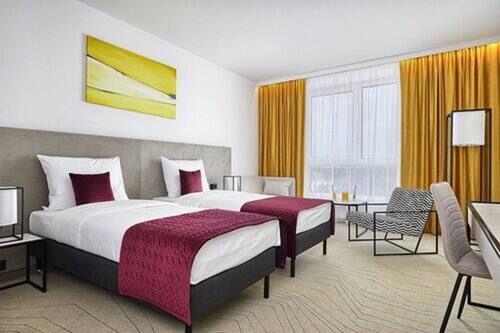 Standard Twin Room, 2 Twin Beds | In-room safe, desk, soundproofing, free WiFi