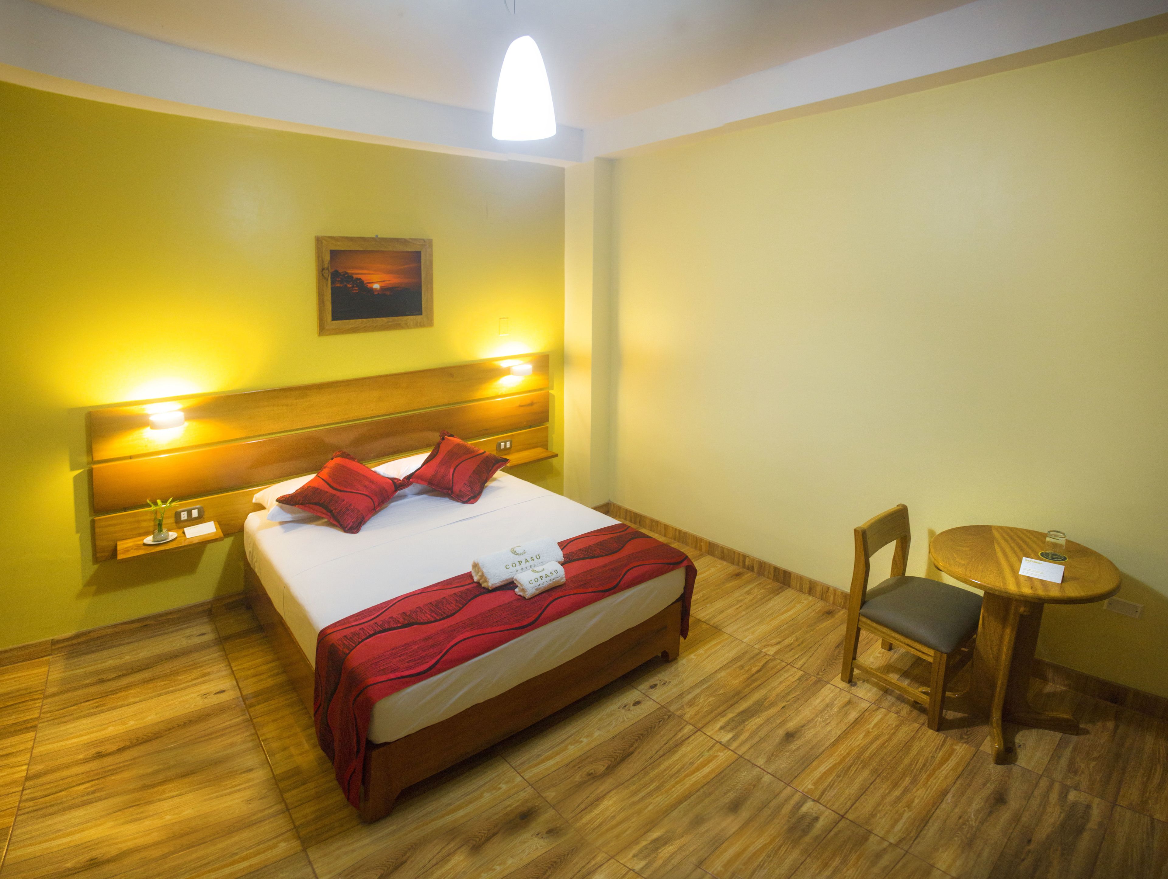 standard single room, private bathroom | in-room safe, desk, blackout curtains, iron/ironing board